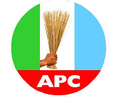 HILARIOUS! POLITICS: APC Group Members Tackle Each Other Over Sharing Of ₦250M Mobilisation Fund