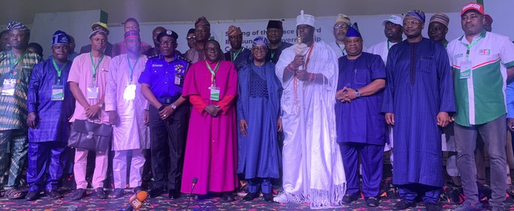 OSUN 2022: Oyetola, Adeleke, Others Sign Peace Accord