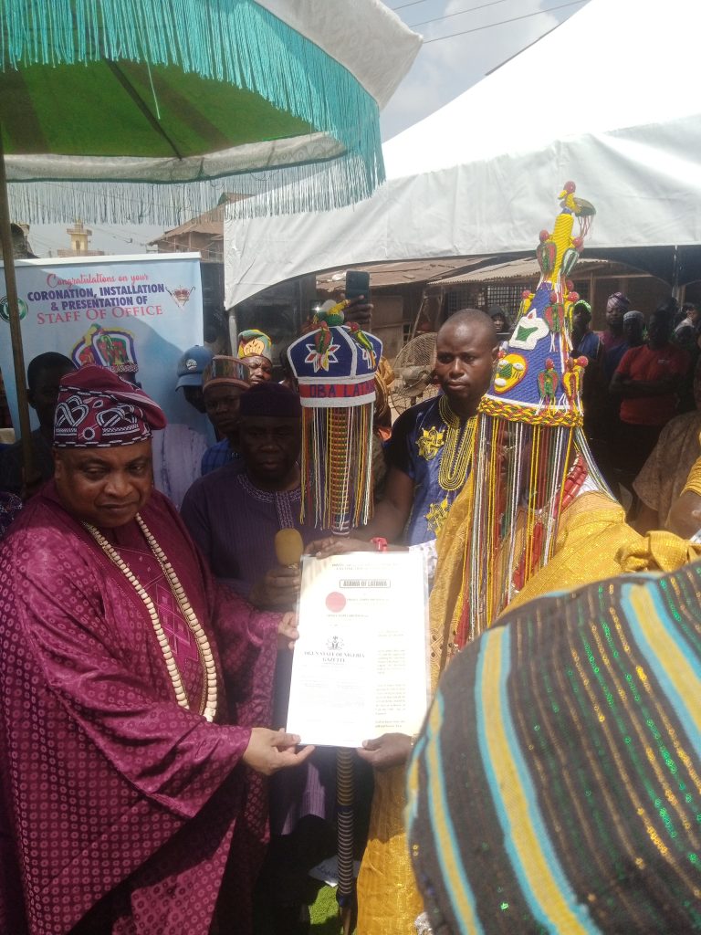 ROYAL THRONE: His Royal Highness Oba Rotimi Oyedele Oyefolu Receives Certificate And Staff Of Office, Crowned As The 3rd Atawa Of Latawa, Sagamu