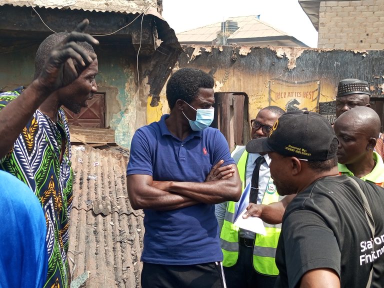 Hon. Segun Shitta Visited Odi Olowo Market To Commiserate With Victims Of The Market Inferno