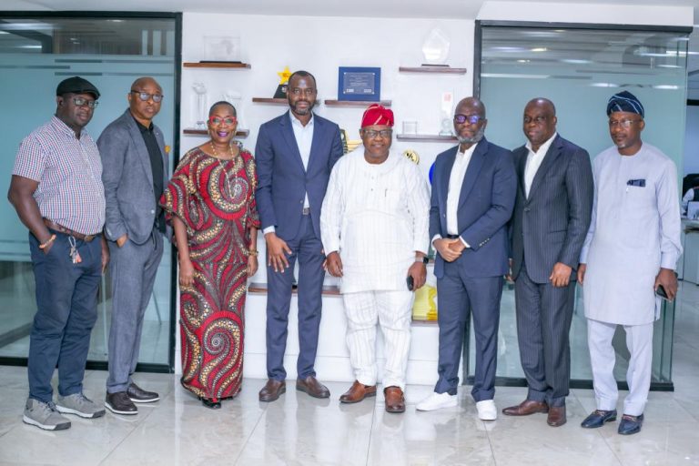 COMMERCIAL BANKS RE-OPENING IN SAGAMU: RemoGDF Storm Sterling Bank Headquarters In Lagos, After A Successful Meeting With Access Bank Management