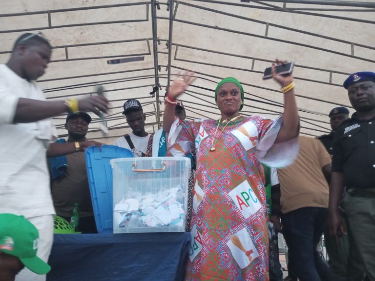 REMO: Ijaya Empowered Sagamu Constituents With Heartboggling And Mind Blowing Empowerment Items