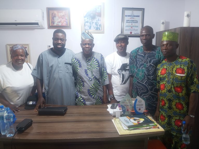 POLITICS: Sagamu APC Party Executives Paid Courtesy Visit To Niyifola