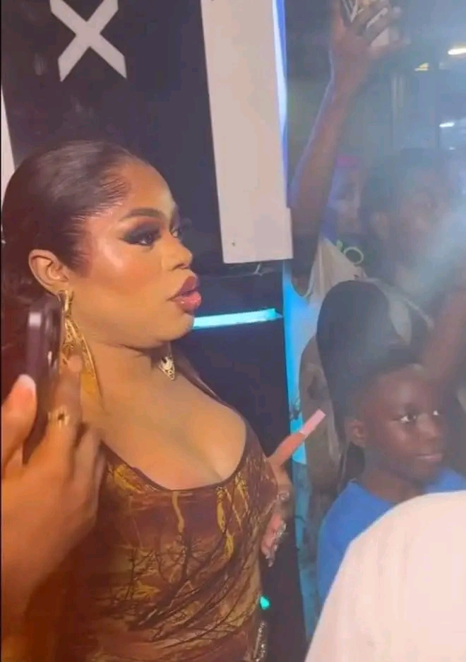 “Mummy Of Lagos” Chants Erupt The Air As Bobrisky Makes Grand Sisterhood Appearance To Lagos Event (Video)