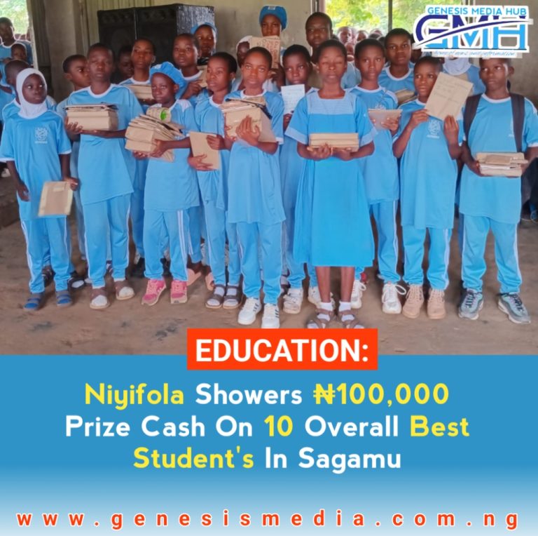 Niyifola Showers ₦100,000 Prize Cash On 10 Overall Best Student’s In Sagamu