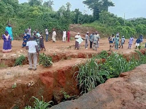 Residents Protest Over Poor Conditions Of Roads In Ogun, Begs Governor Abiodun For Quick Interventions 